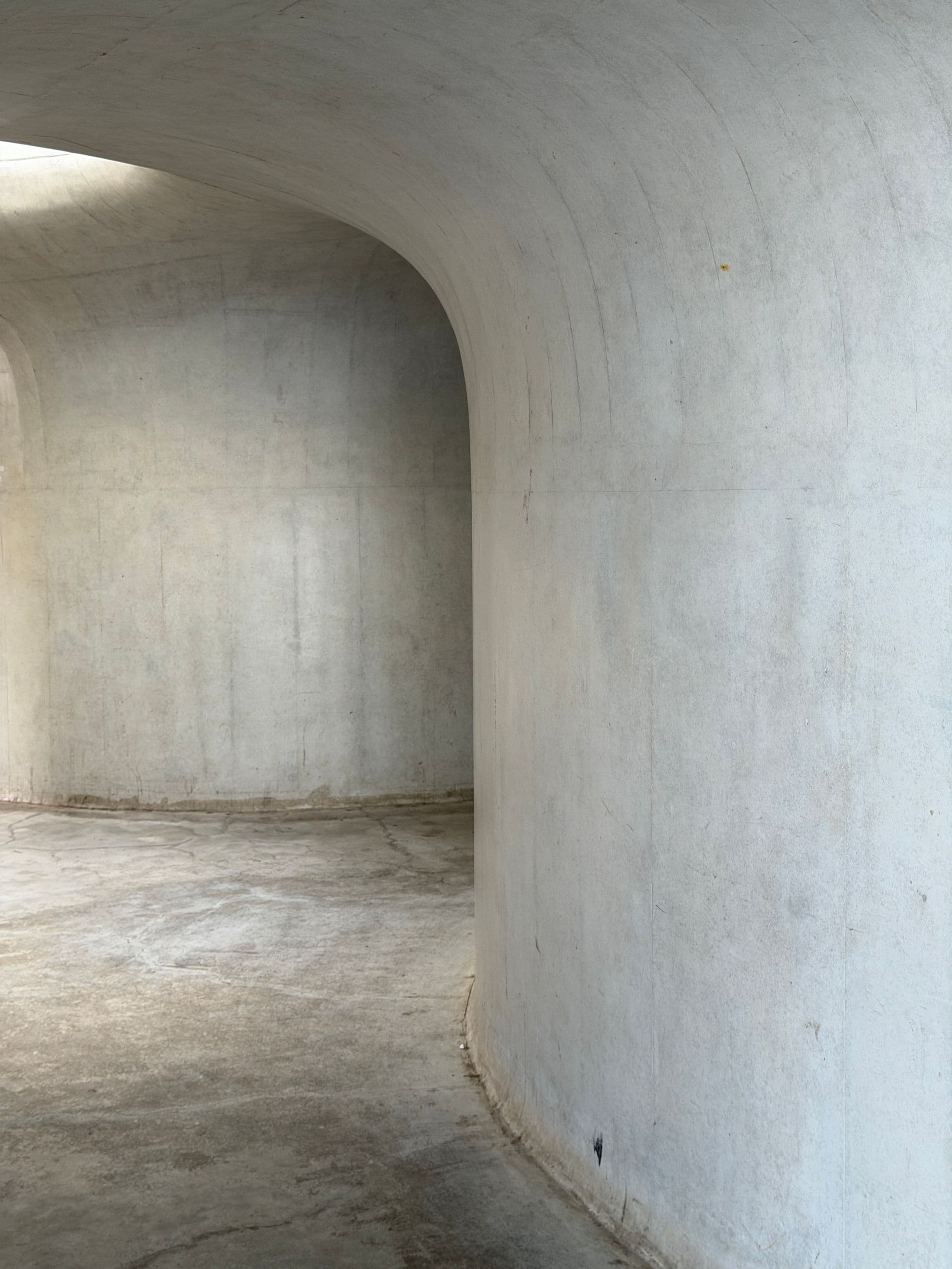 Détail d'une architecture intérieure en béton